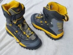 Salomon Contagrip Clima-Dry Thinsulate Insulation